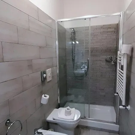 Vatican Cipro 2 Konukevi Roma