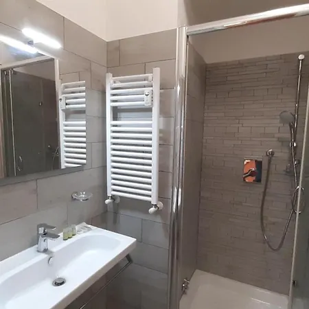 Vatican Cipro 2 Konukevi Roma